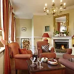 Relais & Chateaux Gutshaus Stolpe 4*