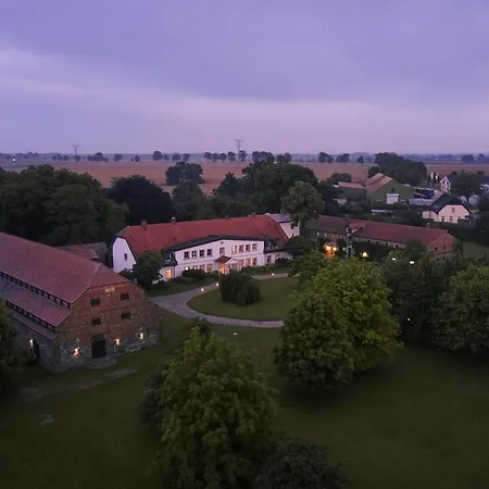 Relais & Chateaux Gutshaus Stolpe 4*