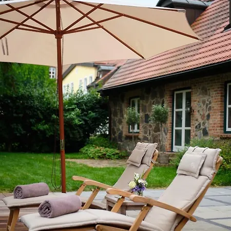 Relais & Chateaux Gutshaus Stolpe Отель