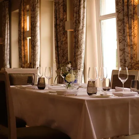 Relais & Chateaux Gutshaus Stolpe Отель Stolpe an der Peene