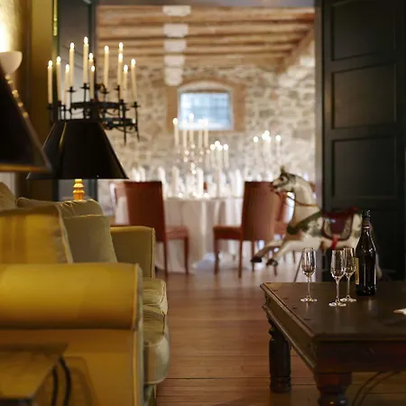 Relais & Chateaux Gutshaus Stolpe 4*