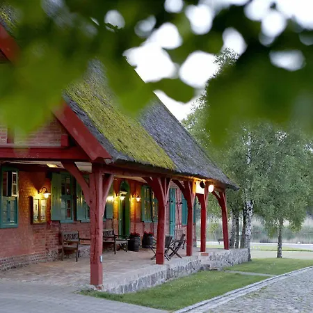 Relais & Chateaux Gutshaus Stolpe 4*