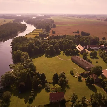 Relais & Chateaux Gutshaus Stolpe 4*